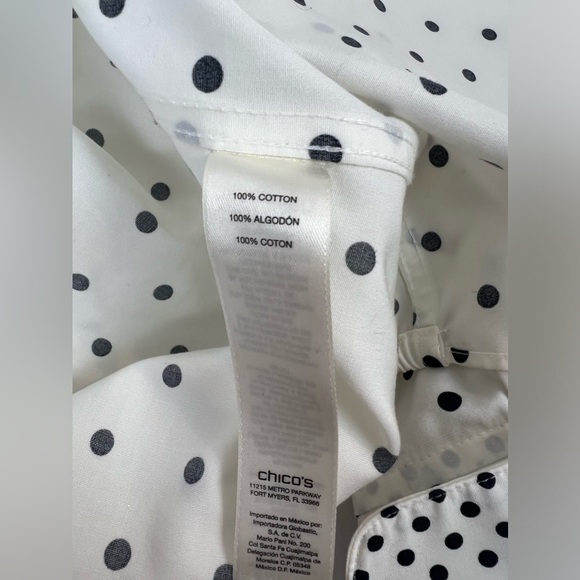 Chicos White Black Polka-dot Buttonup Shirt‎ No Iron Size 0 Women’s - Picture 5 of 10